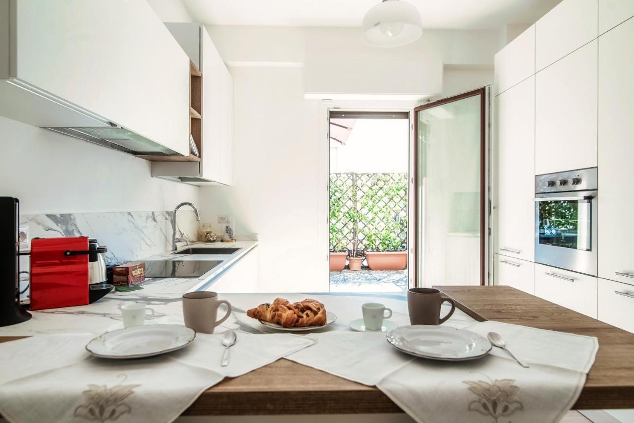 דירות קומו Piazza Roma - The House Of Travelers מראה חיצוני תמונה